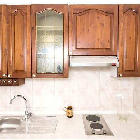Charming Flat In Kastel Stafilic With Shared Pool 27 M² Apartment Kaštela