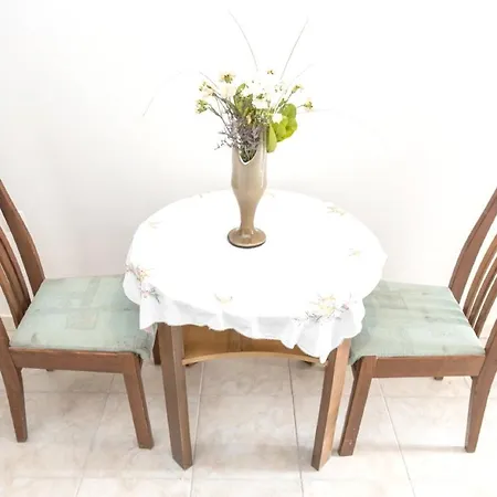 Apartment Charming Flat In Kastel Stafilic With Shared Pool 27 M² *