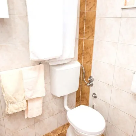 Charming Flat In Kastel Stafilic With Shared Pool 27 M² * Kaštela