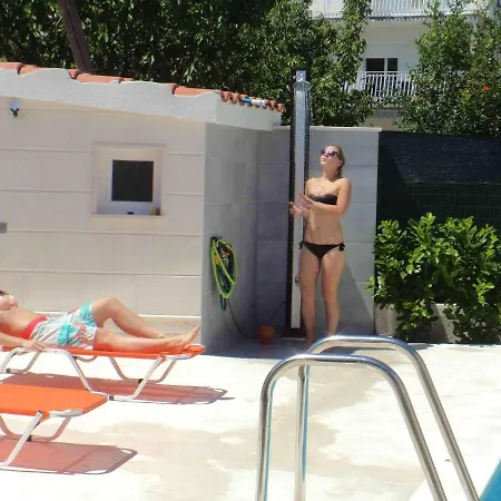 Charming Flat In Kastel Stafilic With Shared Pool 27 M² * Kaštela