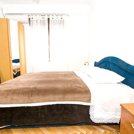 Charming Flat In Kastel Stafilic With Shared Pool 27 M² * Kaštela