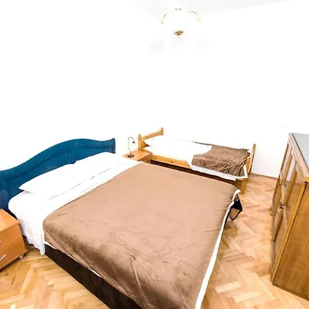 Charming Flat In Kastel Stafilic With Shared Pool 27 M²